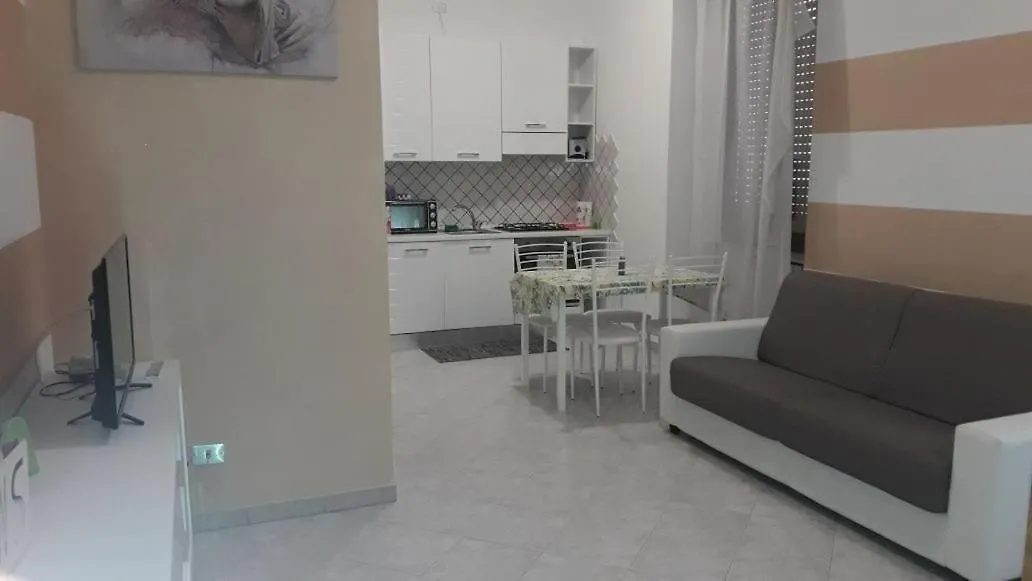 Апартаменты Marilyn House Дезенцано-дель-Гарда